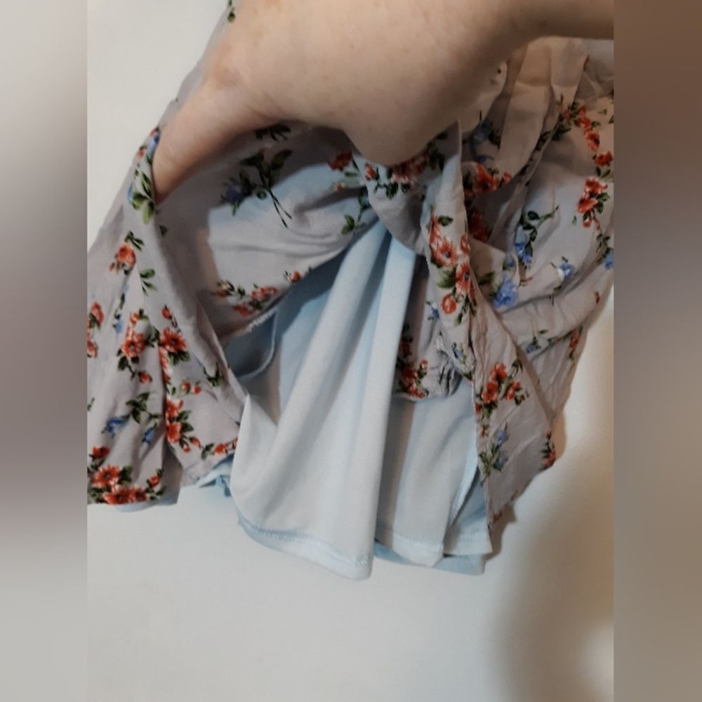 Baevely gray/purple floral romper - Picture 4 of 8
